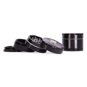 Razer Grinder 4-Part 50mm Headchef shredder kief catcher.